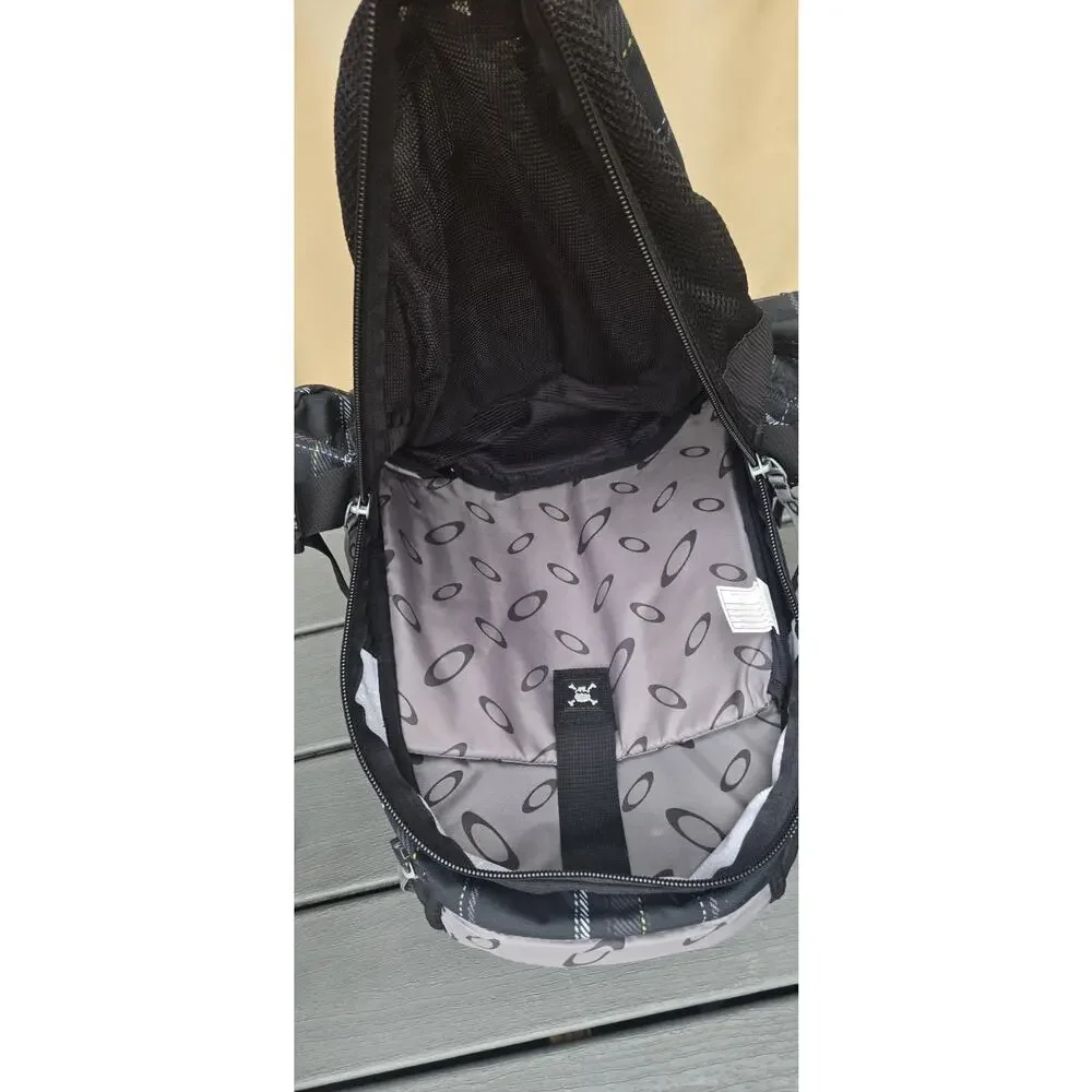 OAKLEY NWOT Icon BackPack 3.0 Plaid Y2K Vintage HTF Rare Laptop Sleeve O Skull